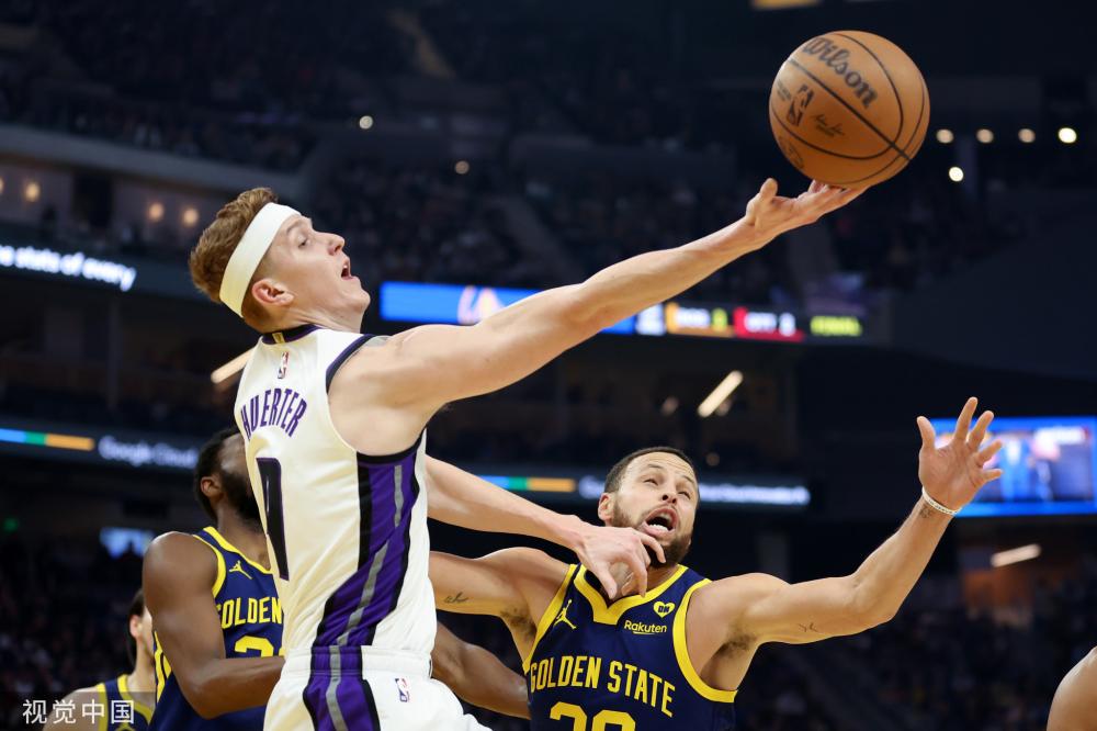 对小萨的压 对小萨的压